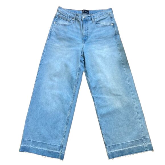 Gap Jeans High-Rise Wide Leg Cropped Fringed Hem Light Med. Wash, size 12/31 - Picture 1 of 12